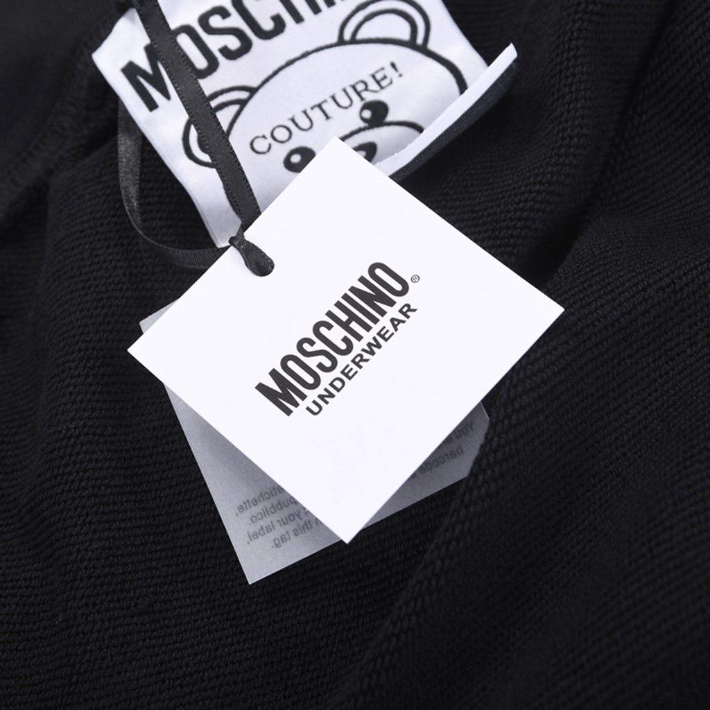 MOSCHINO